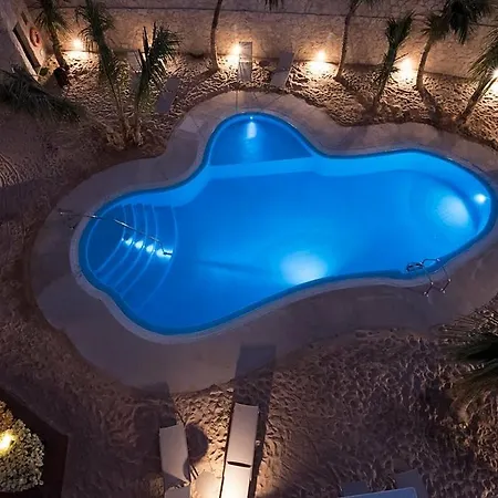 Alhambra Boutique Aparthotel
